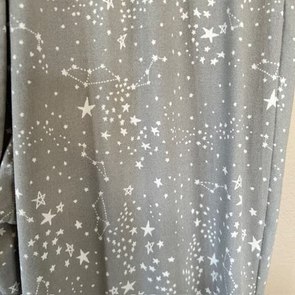 Eddie Bauer Gray & White Star Print Tank and Pajama Pants Set, size Small - Picture 4 of 10